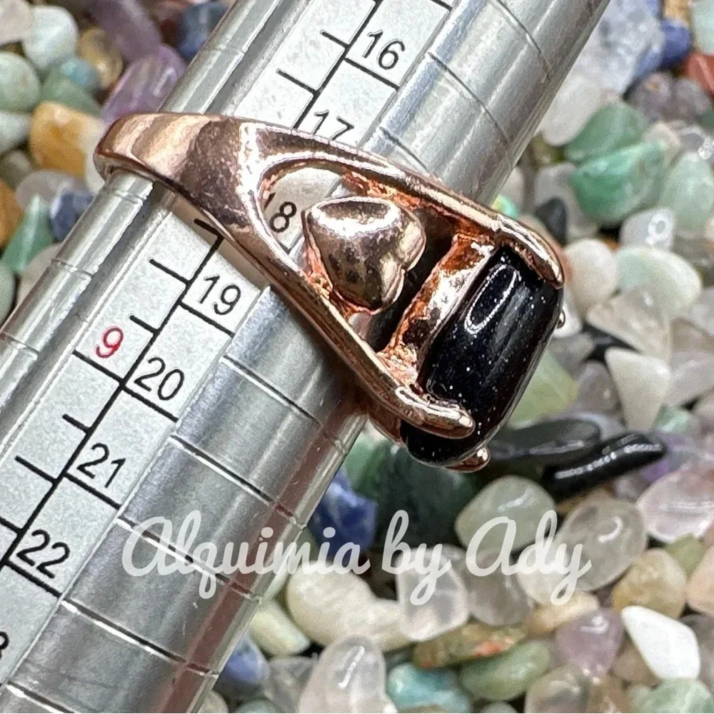 Sandstone rose gold Victorian gem ring